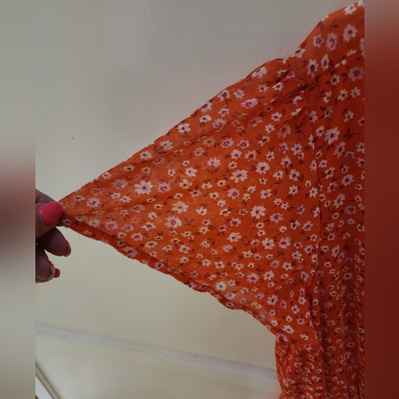 Row A Women's Floral V-Neck Romper - Picture 11 of 15